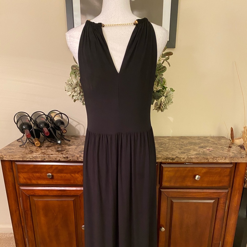 Ladies dress - Picture 4 of 4